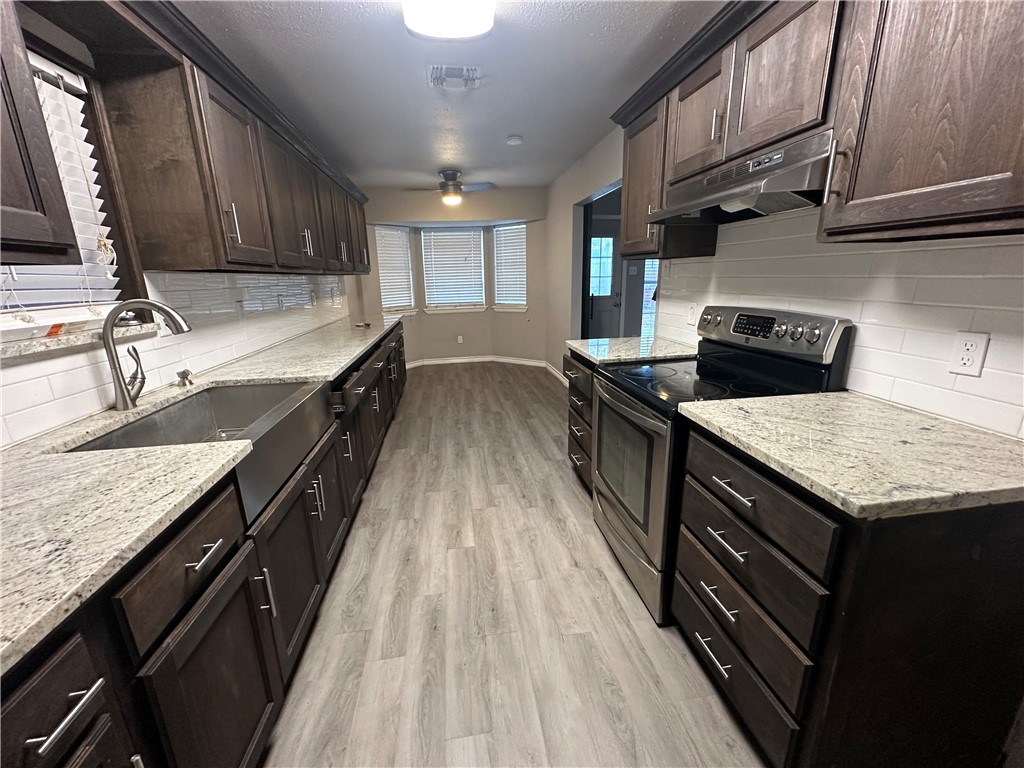 2112 Memorial Pkwy Property Photo 6