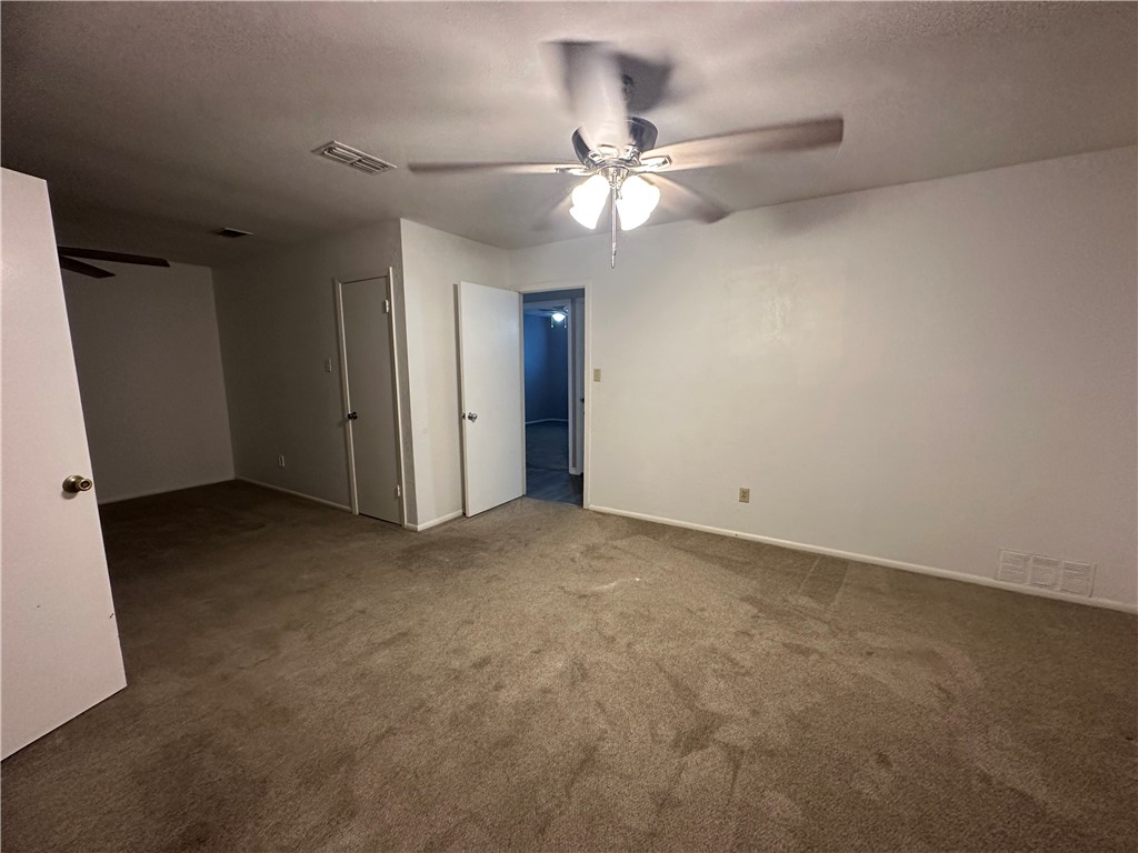 2112 Memorial Pkwy Property Photo 16