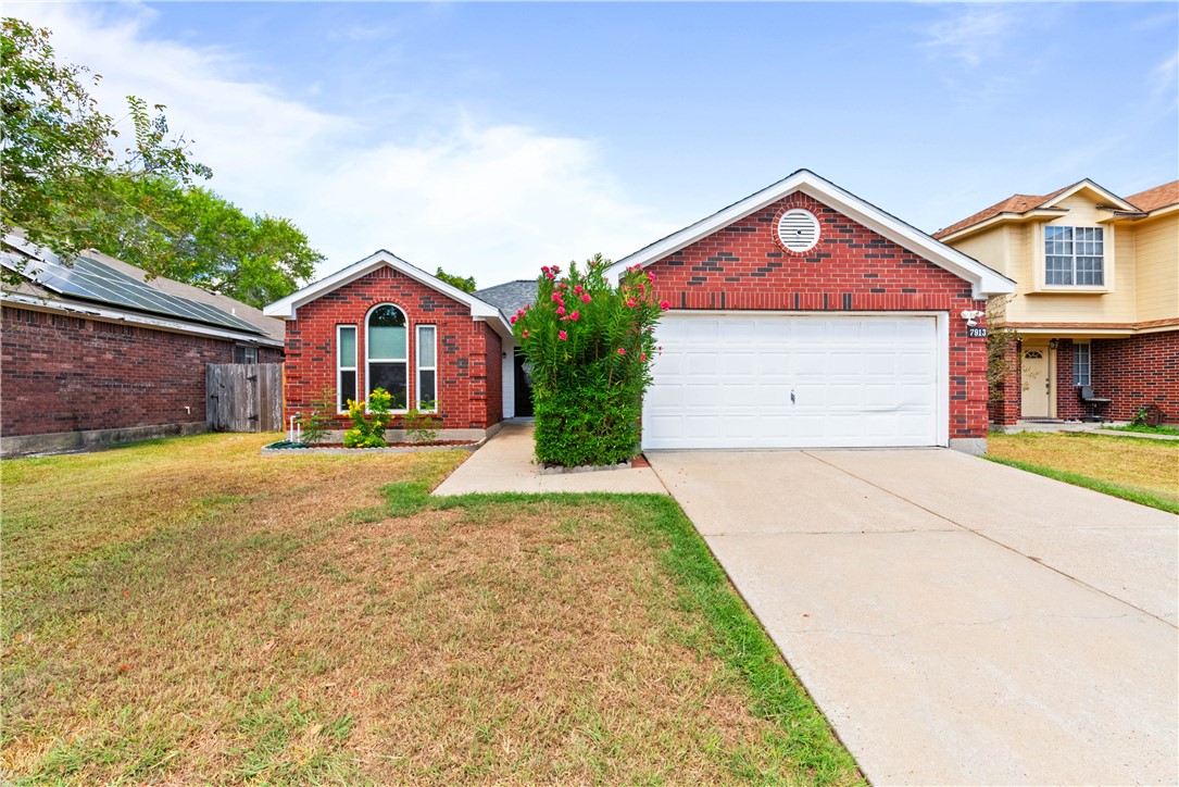 7913 Wolf Dr Property Photo 1