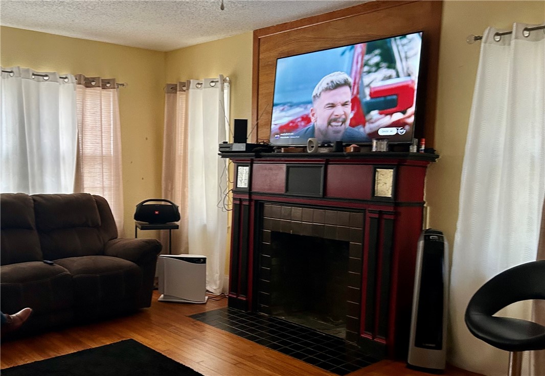 2764 Houston Ave Property Photo 5