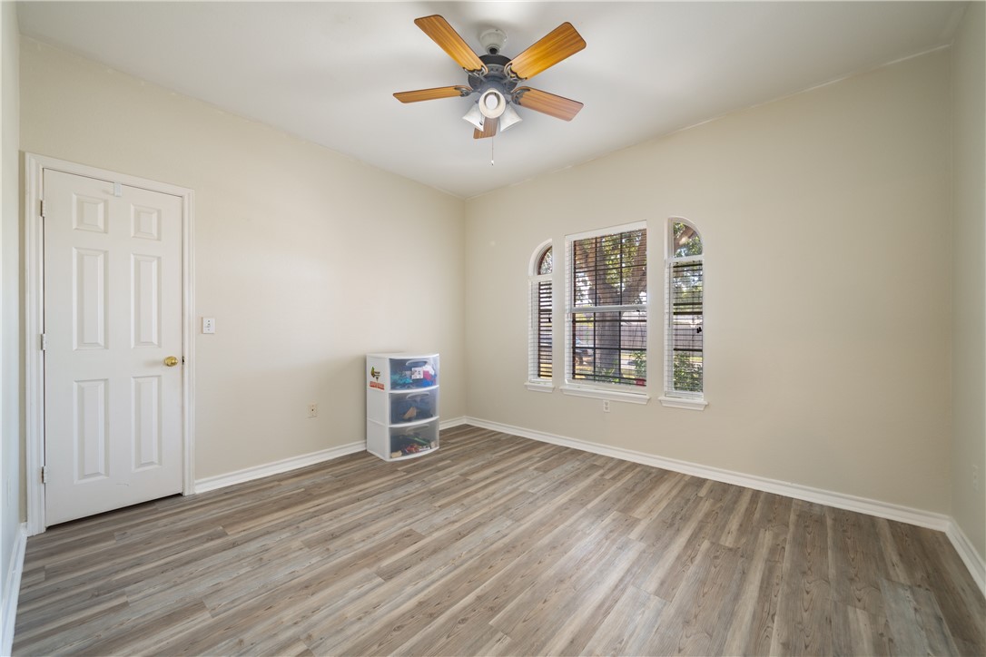 7806 Jim Wells Dr Property Photo 15