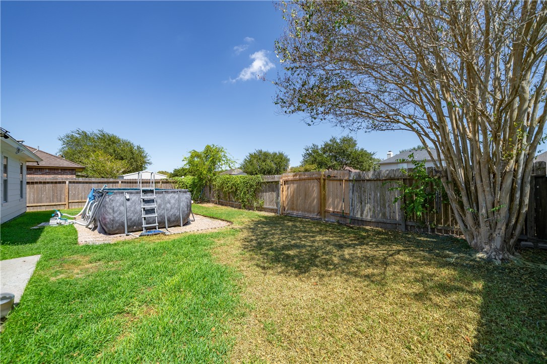 7806 Jim Wells Dr Property Photo 18