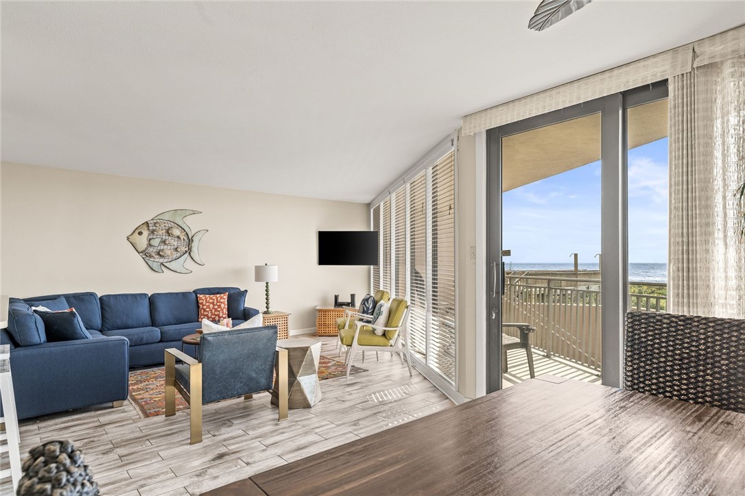 6649 Seacomber Dr 107 Property Photo 7