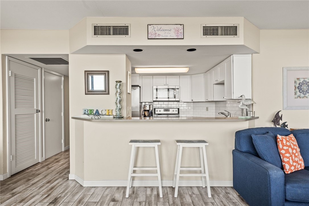 6649 Seacomber Dr 107 Property Photo 11