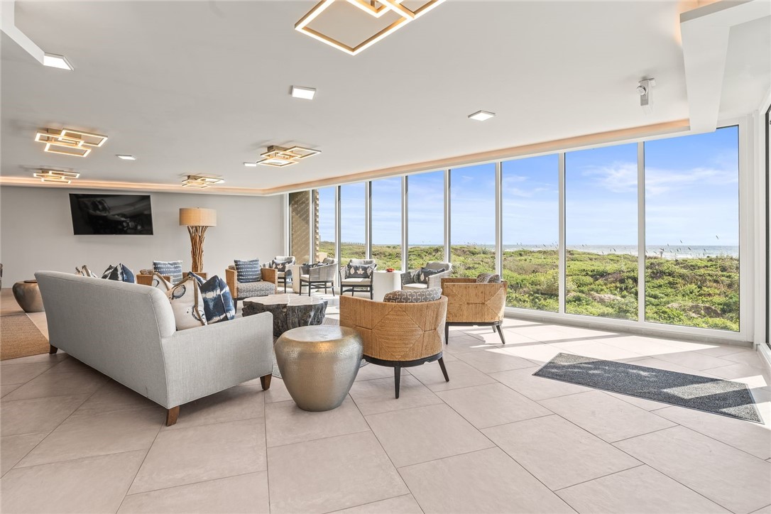 6649 Seacomber Dr 107 Property Photo 28