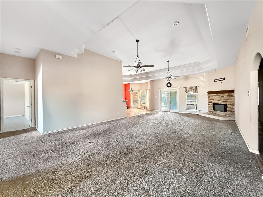 4201 Lake Apache Dr Property Photo 6