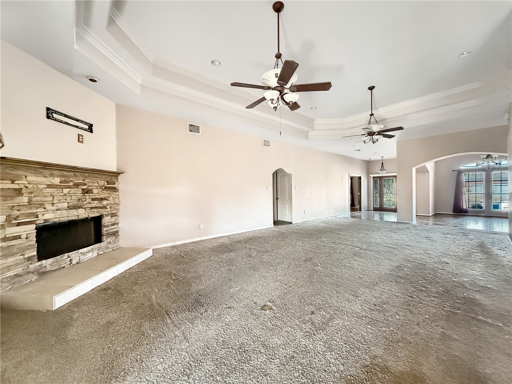 4201 Lake Apache Dr Property Photo 8