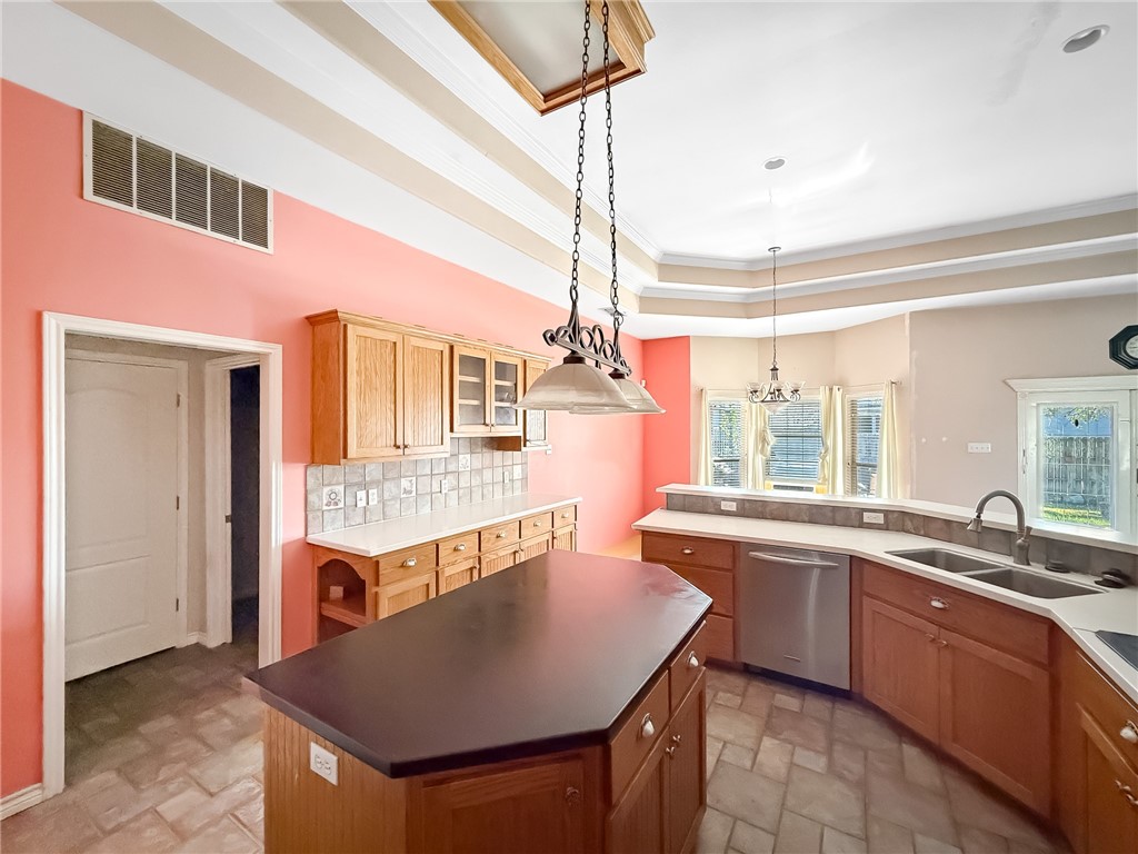 4201 Lake Apache Dr Property Photo 12