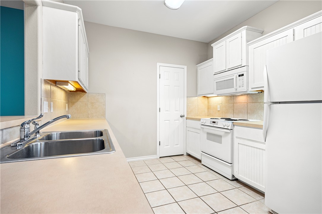 15325 Bonasse Ct D Property Photo 13