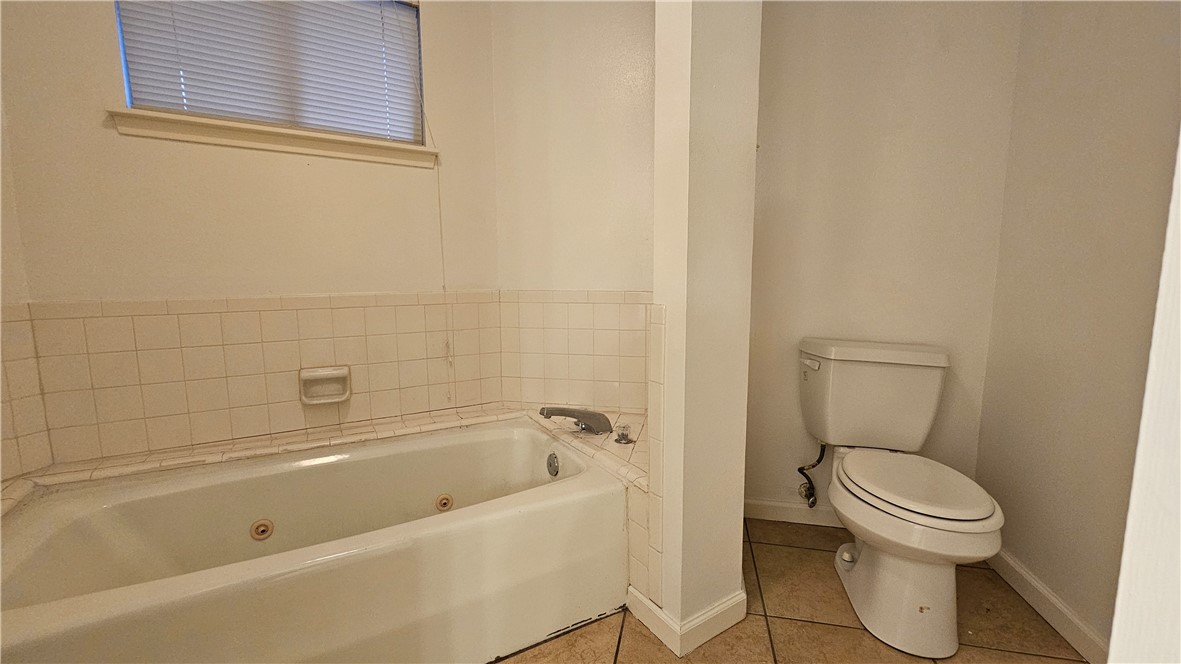 4401 River Valley Unit 1002 Dr Property Photo 18