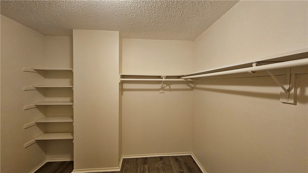 4401 River Valley Unit 1002 Dr Property Photo 23