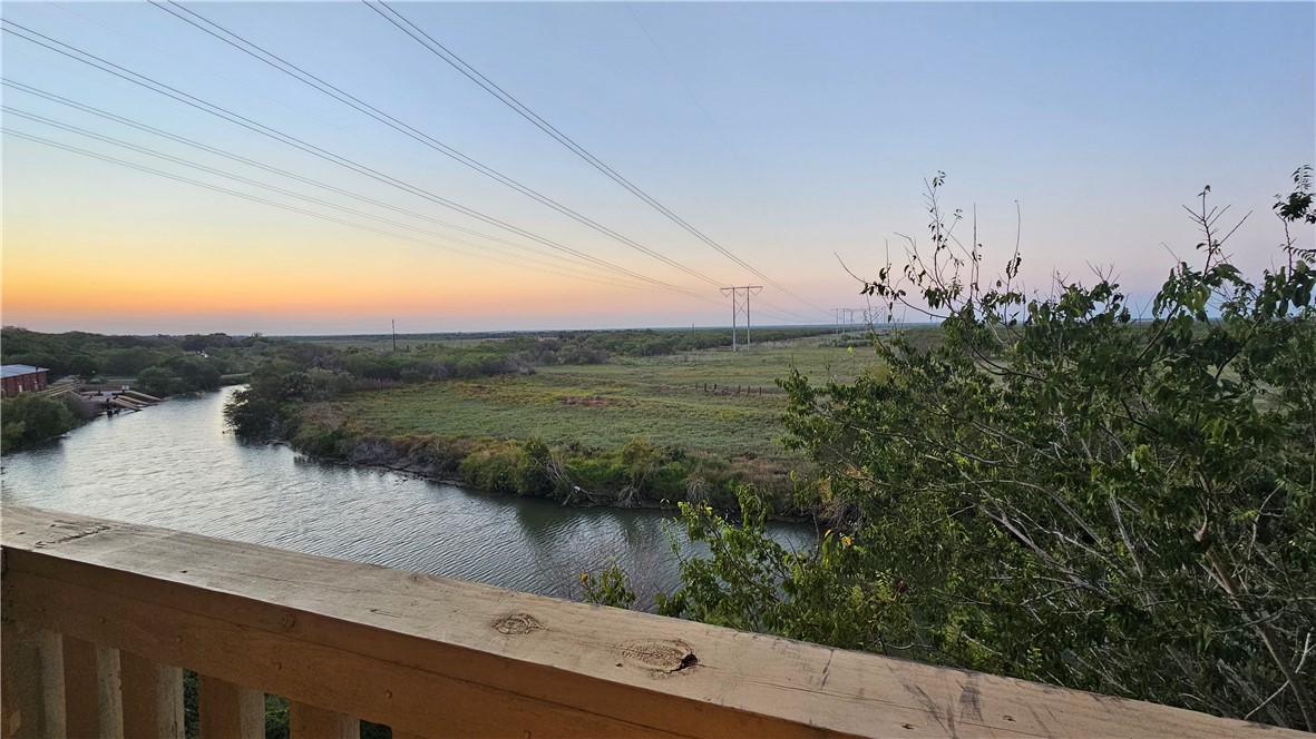 4401 River Valley Unit 1002 Dr Property Photo 29