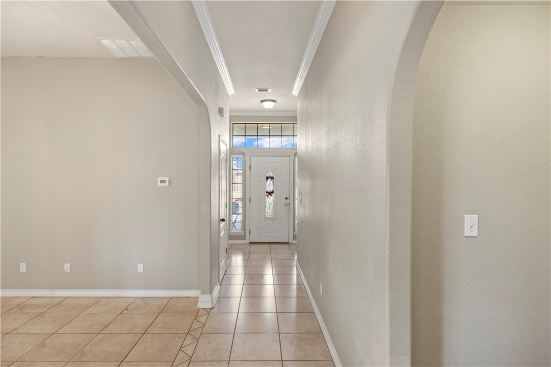 6866 Round Table St Property Photo 3