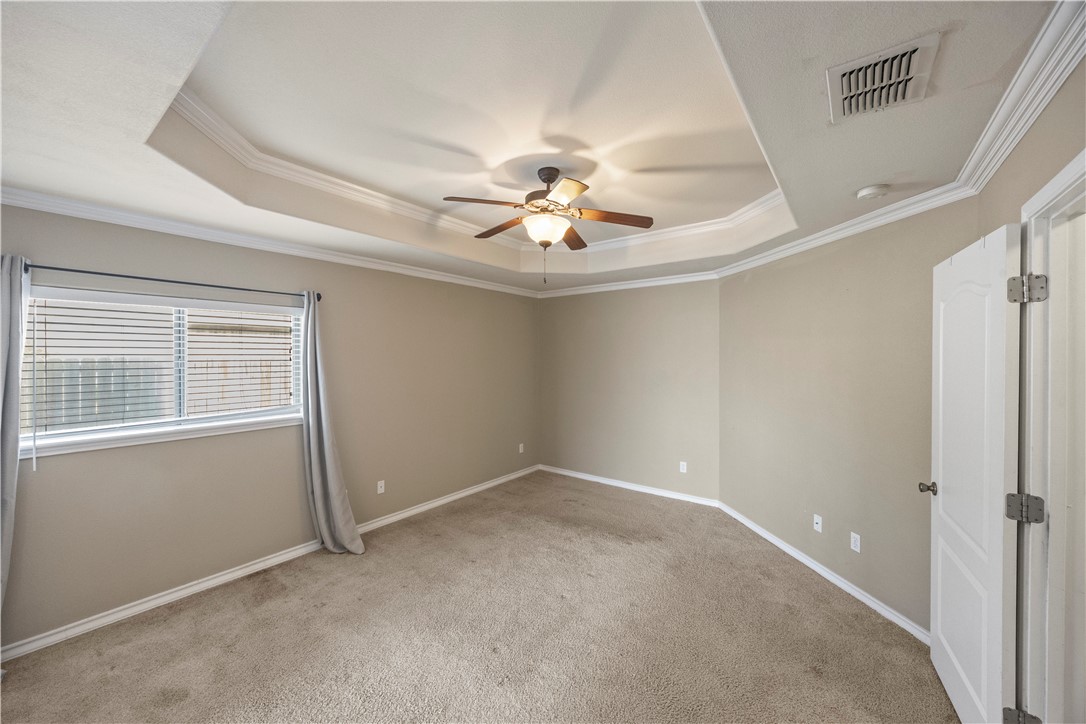 6866 Round Table St Property Photo 7