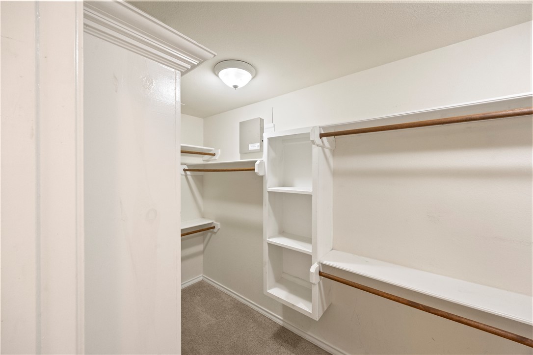 6866 Round Table St Property Photo 10