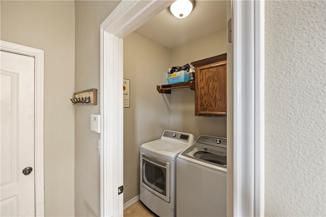 6866 Round Table St Property Photo 16