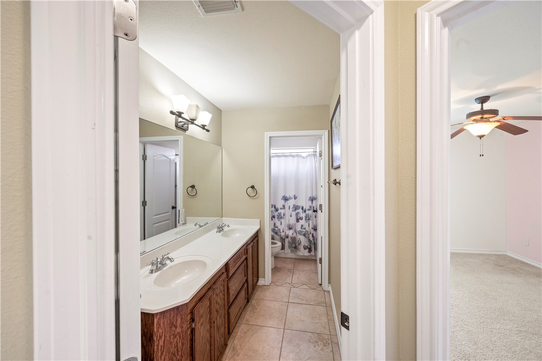 6866 Round Table St Property Photo 22