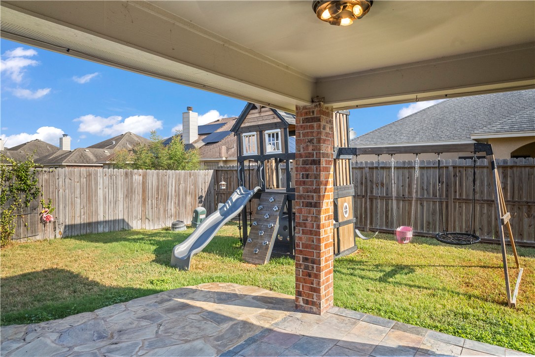 6866 Round Table St Property Photo 27