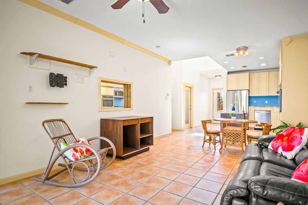 1117 S 9th St 804 Property Photo 7