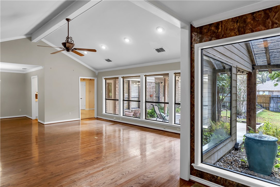 4433 Clear Fork Property Photo 3