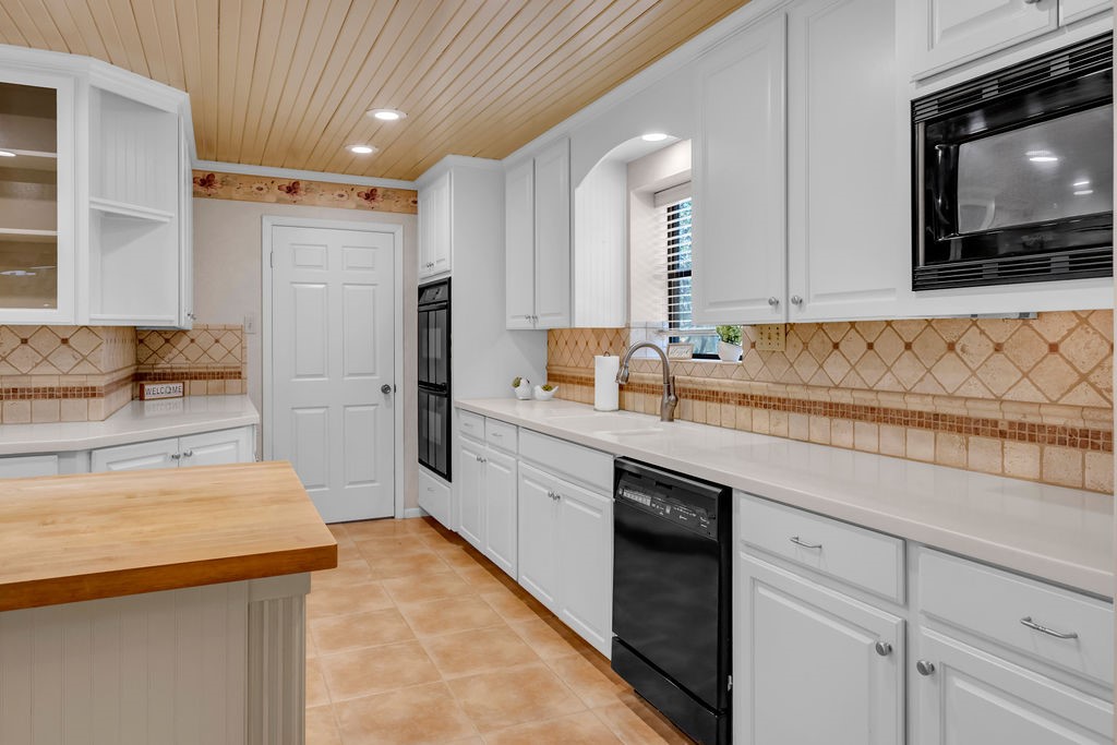 4433 Clear Fork Property Photo 10