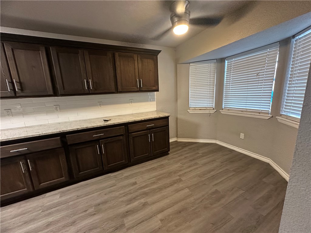 2112 Memorial Pkwy Property Photo 6