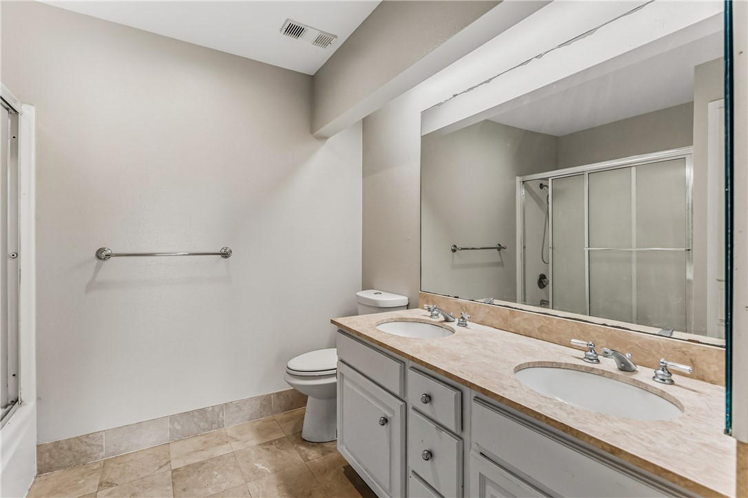 520 S Chaparral St 501 Property Photo 19