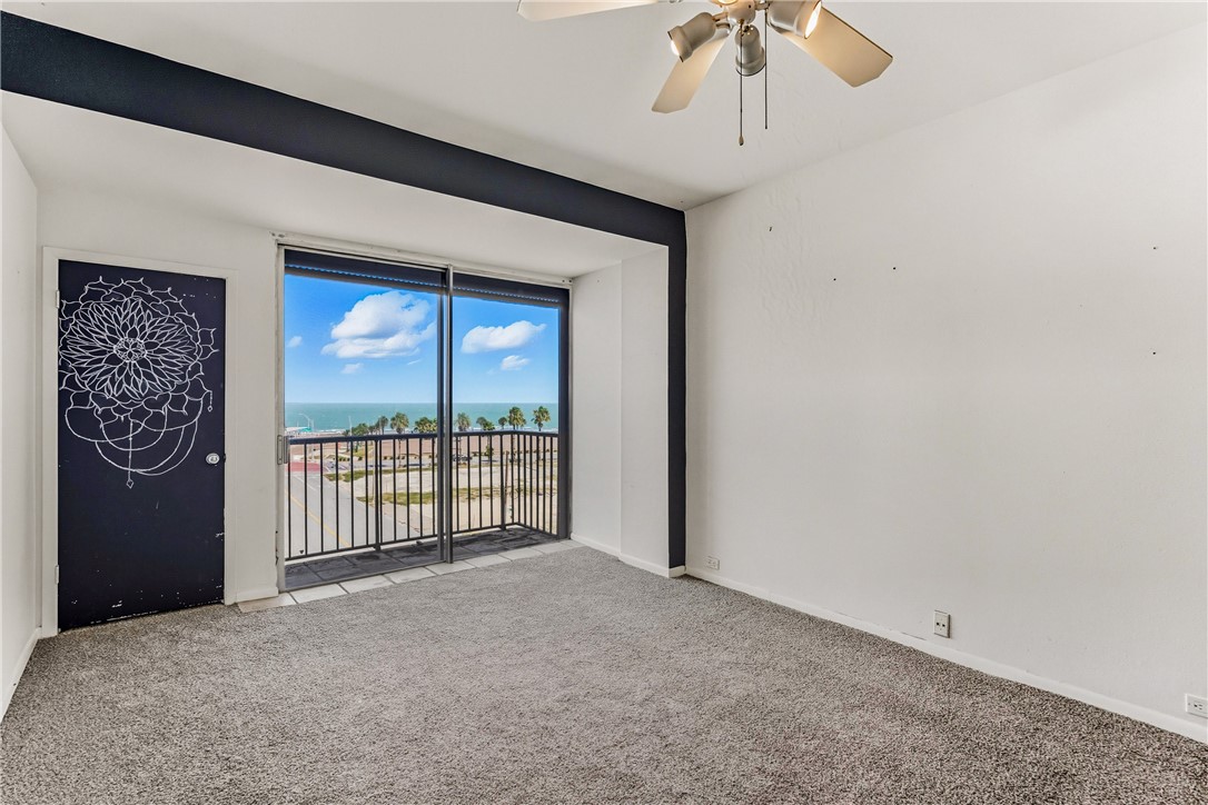 520 S Chaparral St 501 Property Photo 22