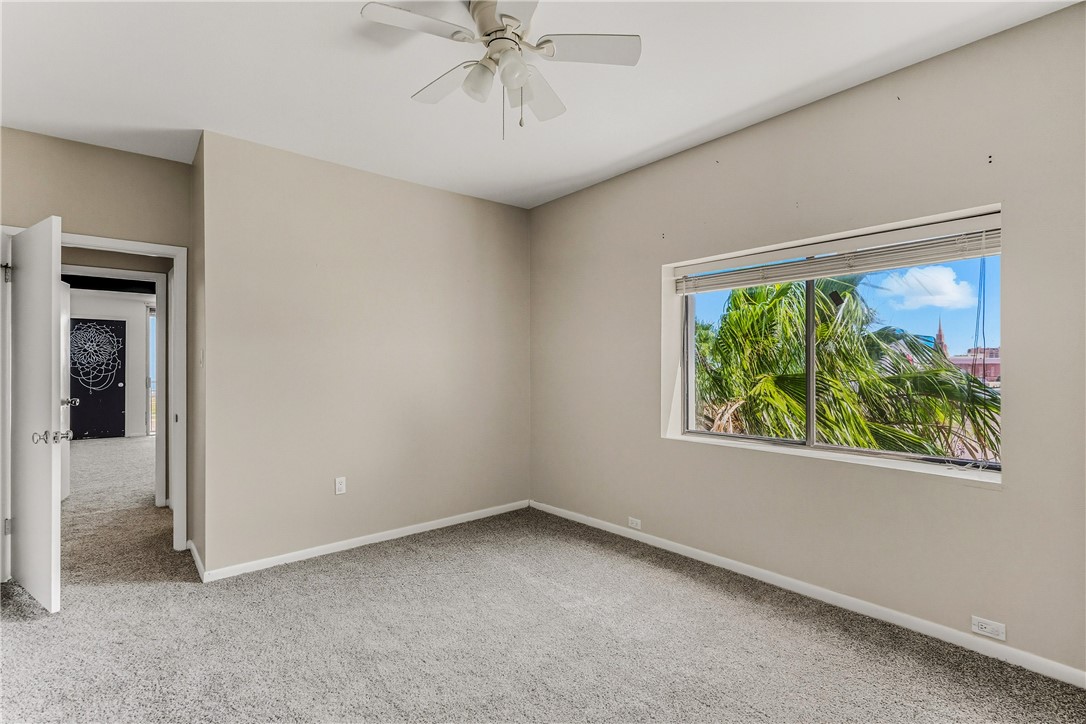 520 S Chaparral St 501 Property Photo 26