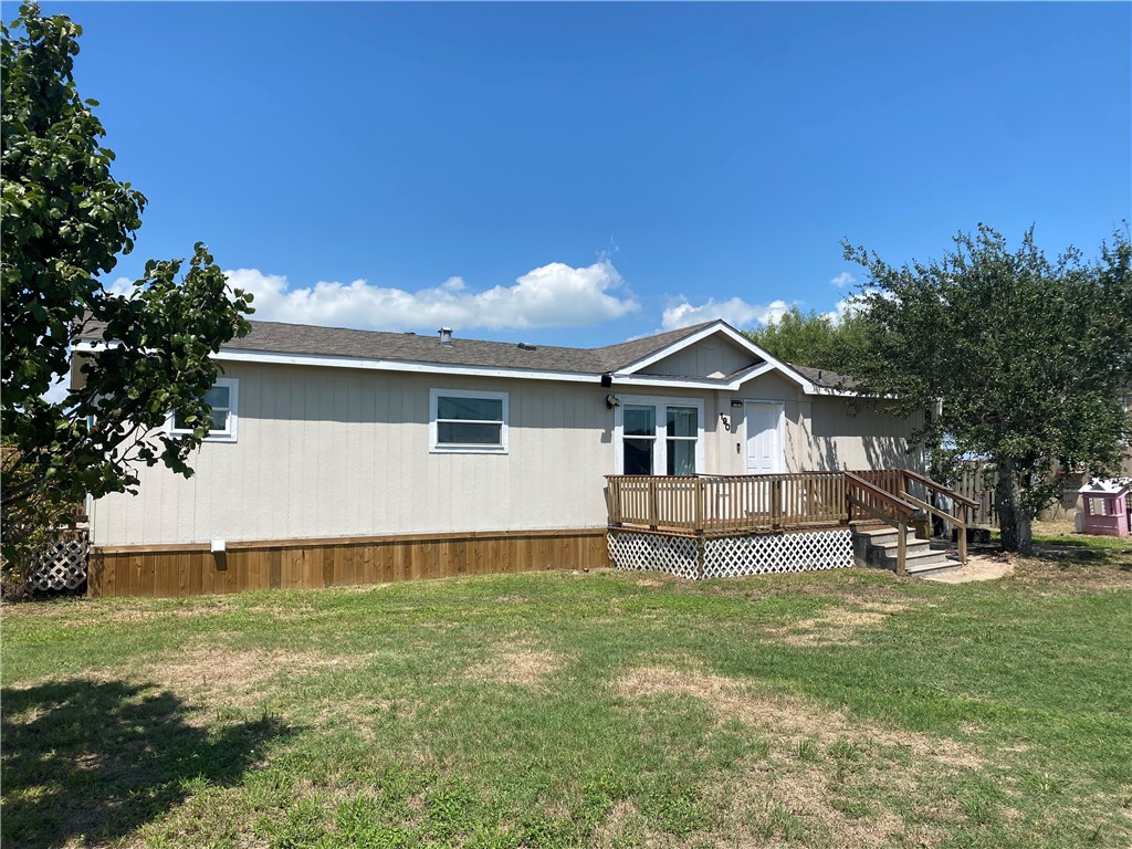 190 Lago Vista Dr Property Photo 2