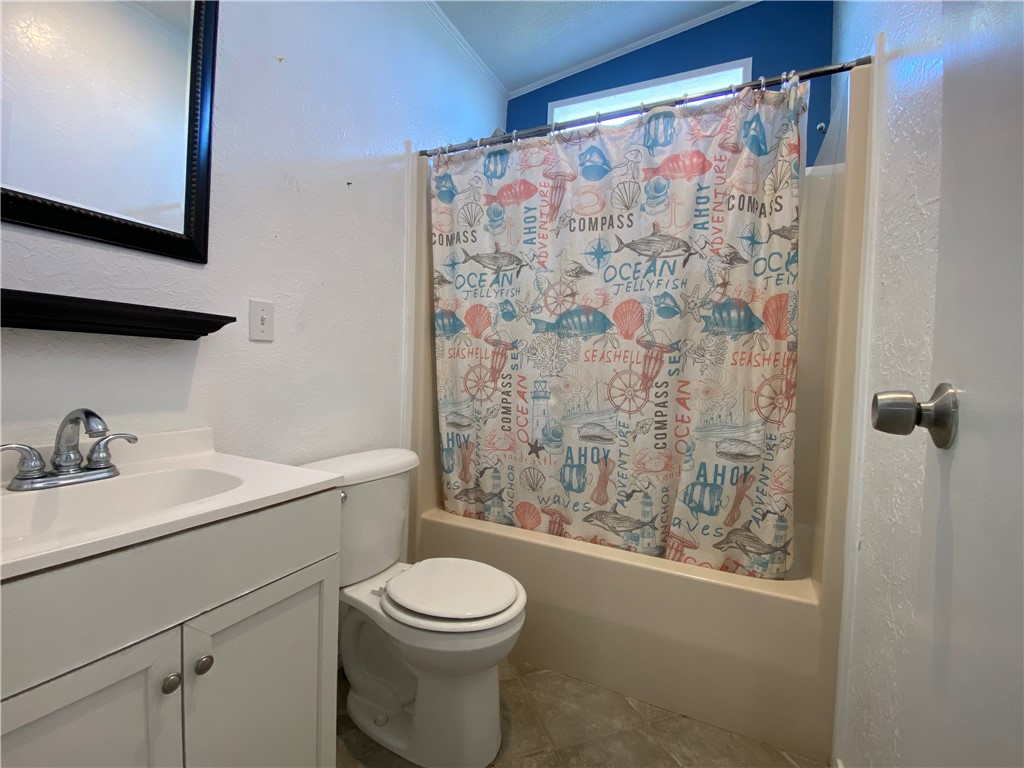 190 Lago Vista Dr Property Photo 11