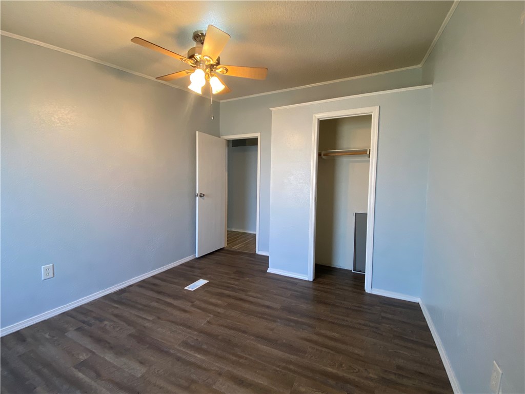 190 Lago Vista Dr Property Photo 12