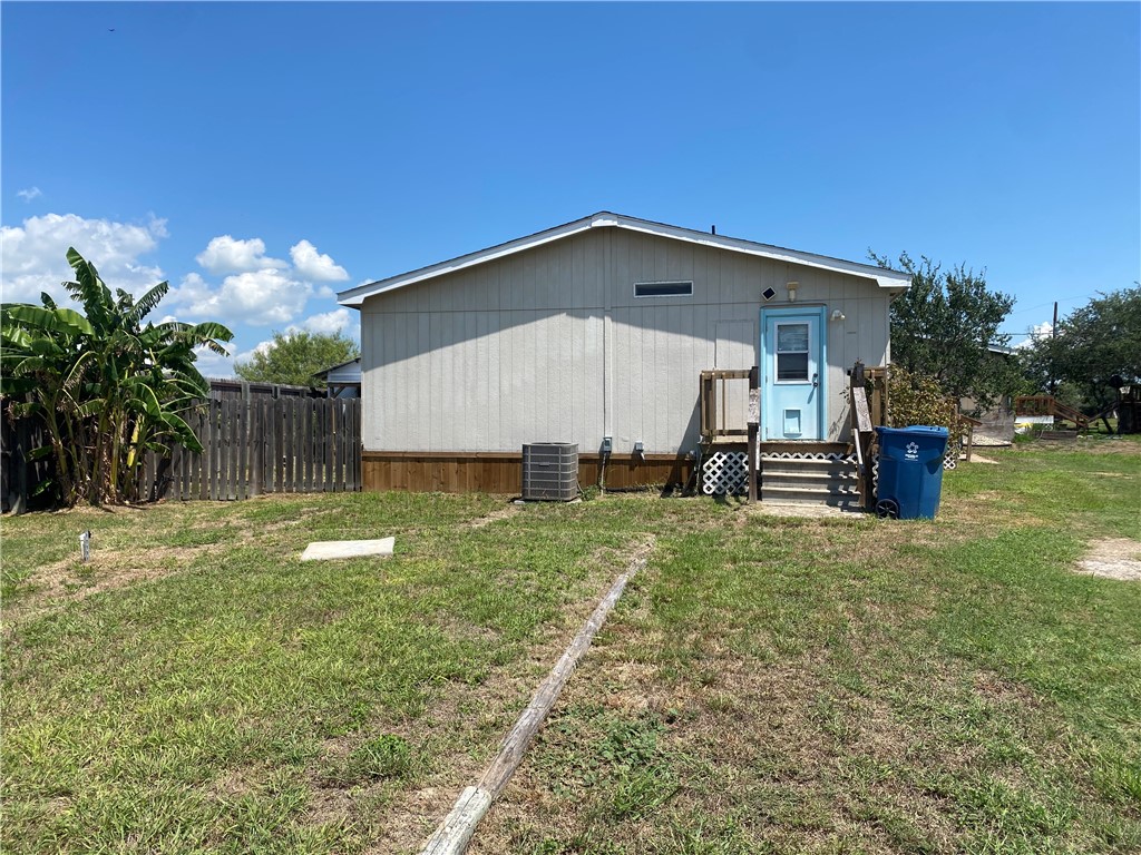 190 Lago Vista Dr Property Photo 25