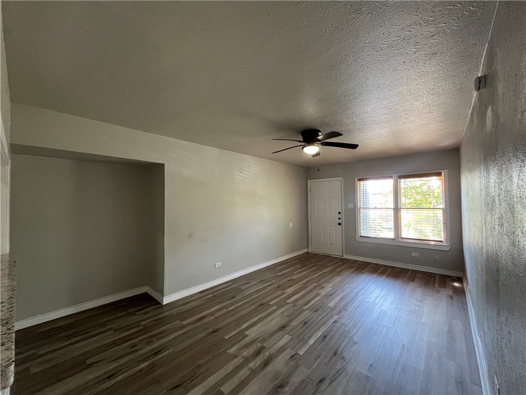 3120 Santa Fe St 25 Property Photo 3