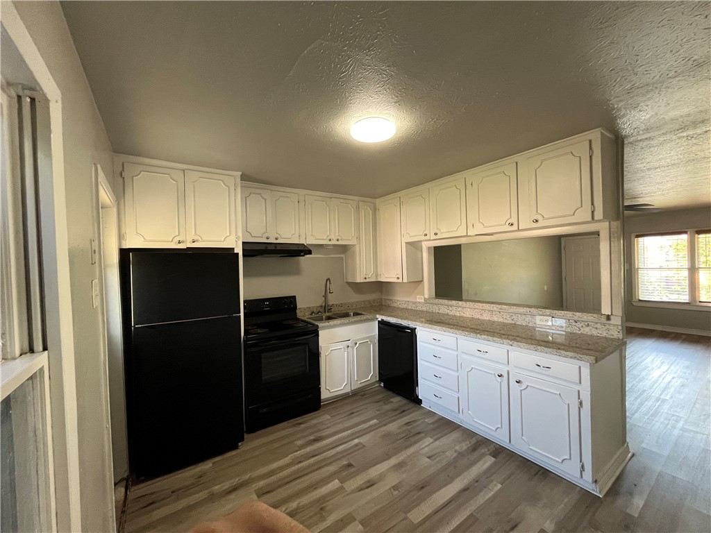 3120 Santa Fe St 25 Property Photo 5