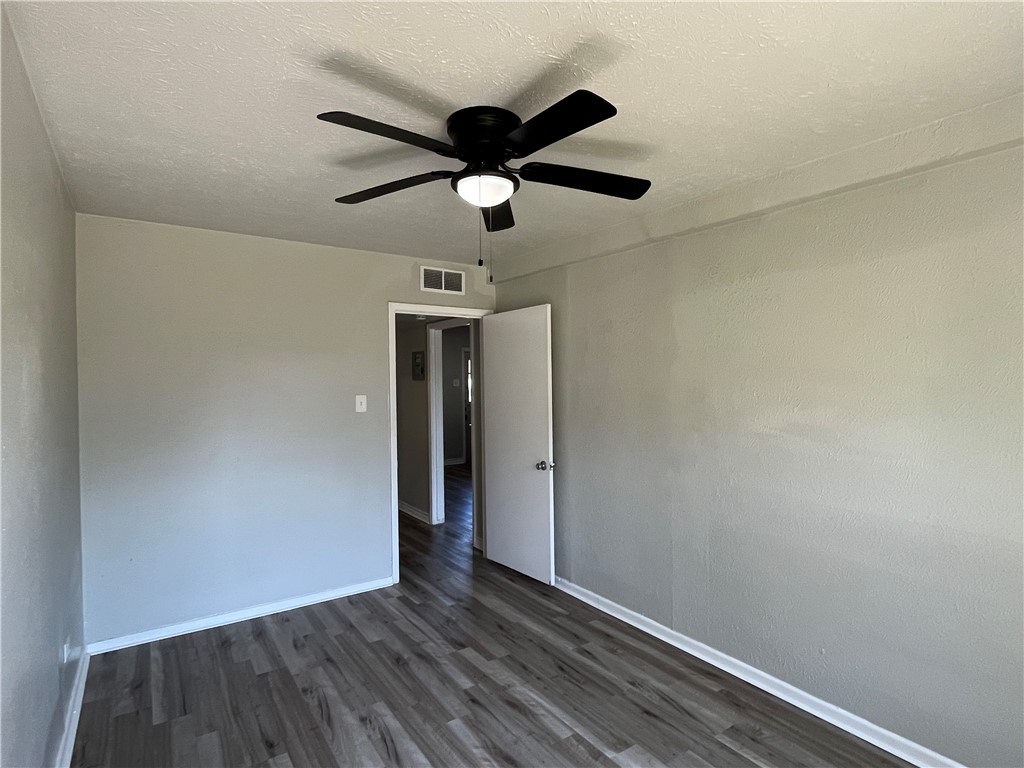 3120 Santa Fe St 25 Property Photo 7