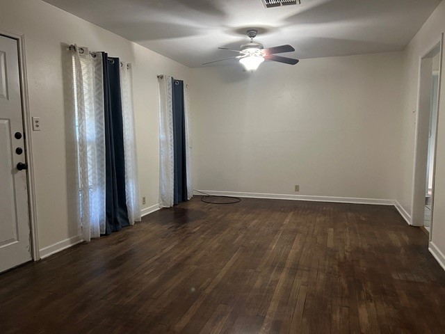 1054 Burr Dr Property Photo 2