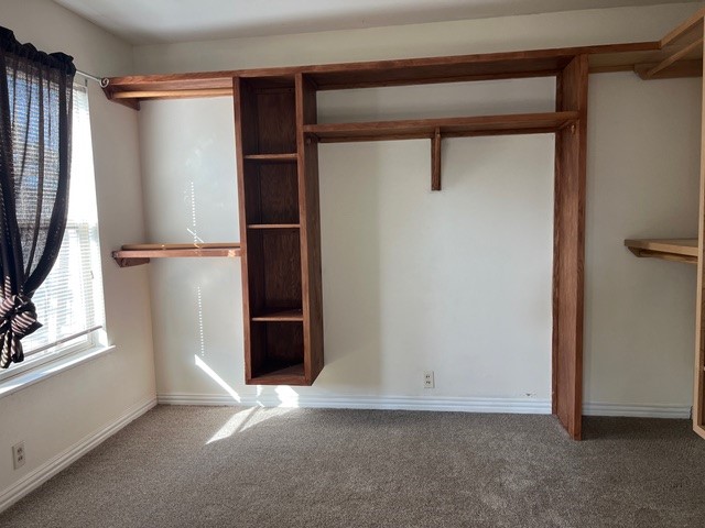 1054 Burr Dr Property Photo 4