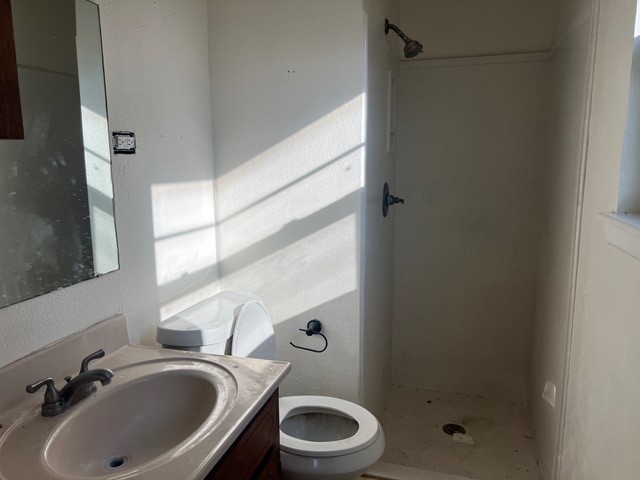 1054 Burr Dr Property Photo 10