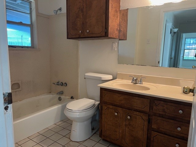 1054 Burr Dr Property Photo 11