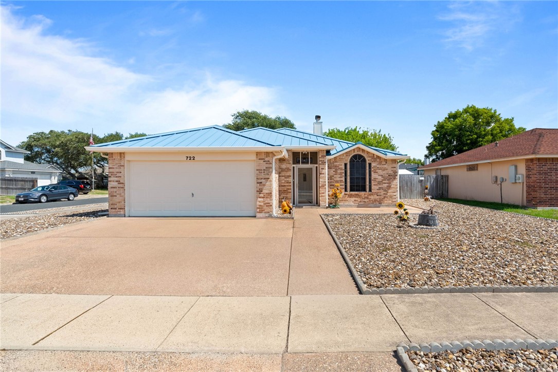 722 Saint Perpetua Dr Property Photo 1