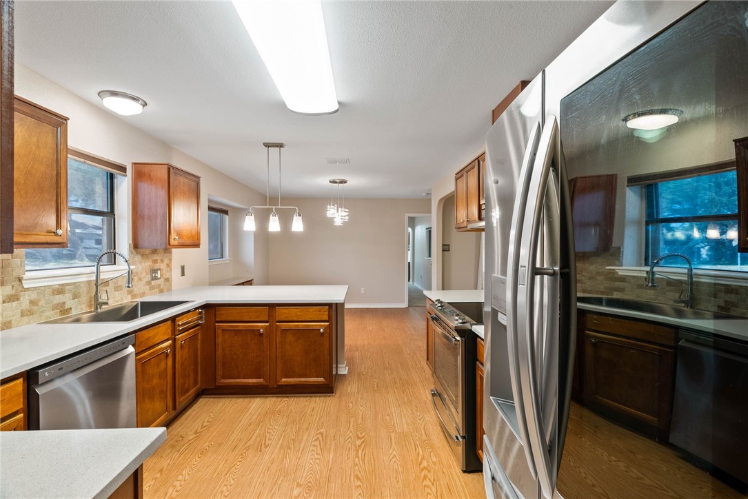 722 Saint Perpetua Dr Property Photo 6