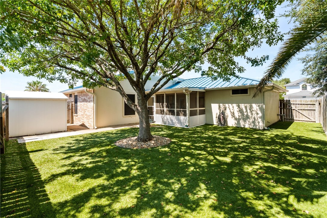 722 Saint Perpetua Dr Property Photo 15