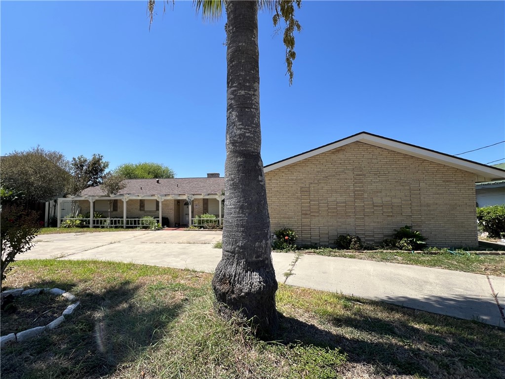 1021 Nile Dr Property Photo 2