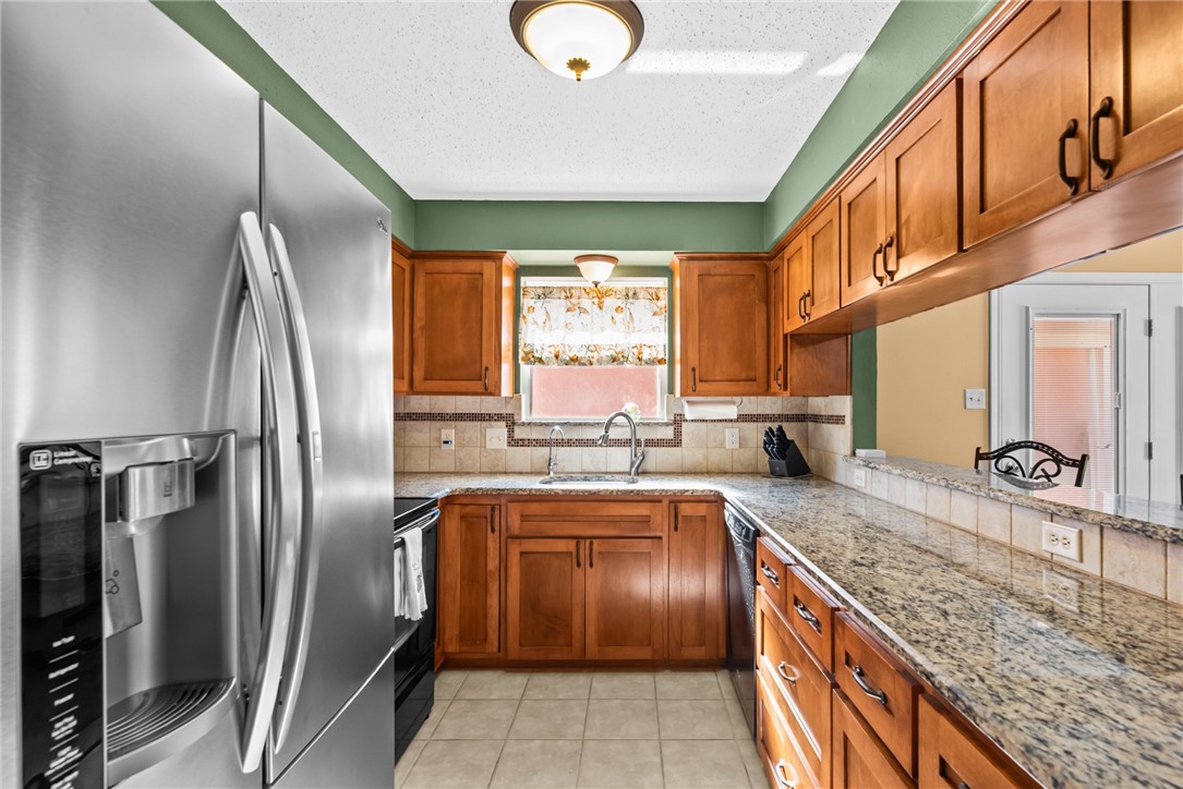 2305 Cyprus Dr Property Photo 7