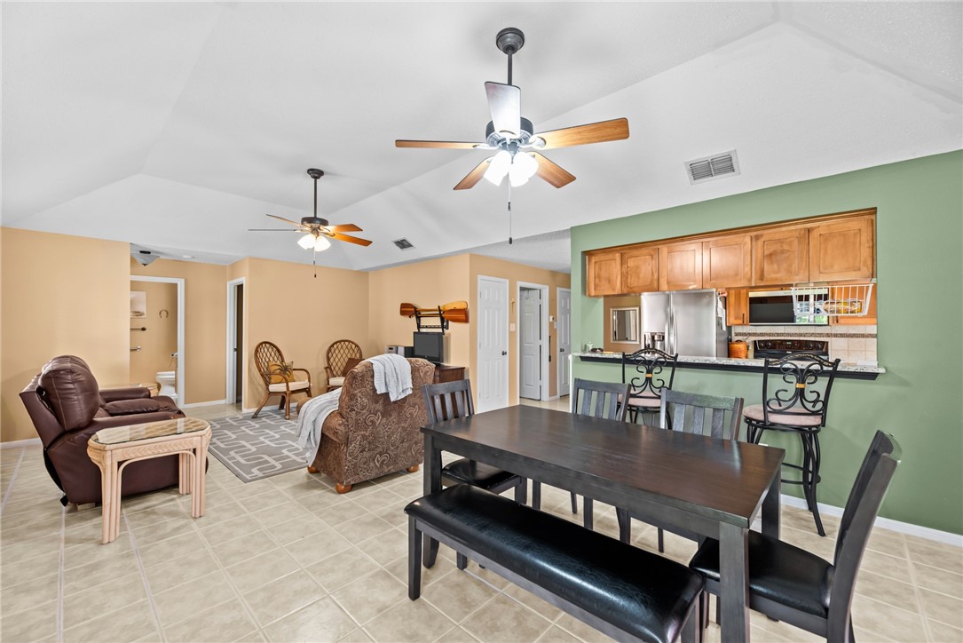 2305 Cyprus Dr Property Photo 9