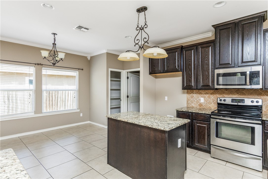 8221 Azimuth Ct Property Photo 11