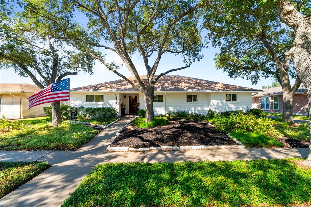 6622 Sahara Dr Property Photo 1