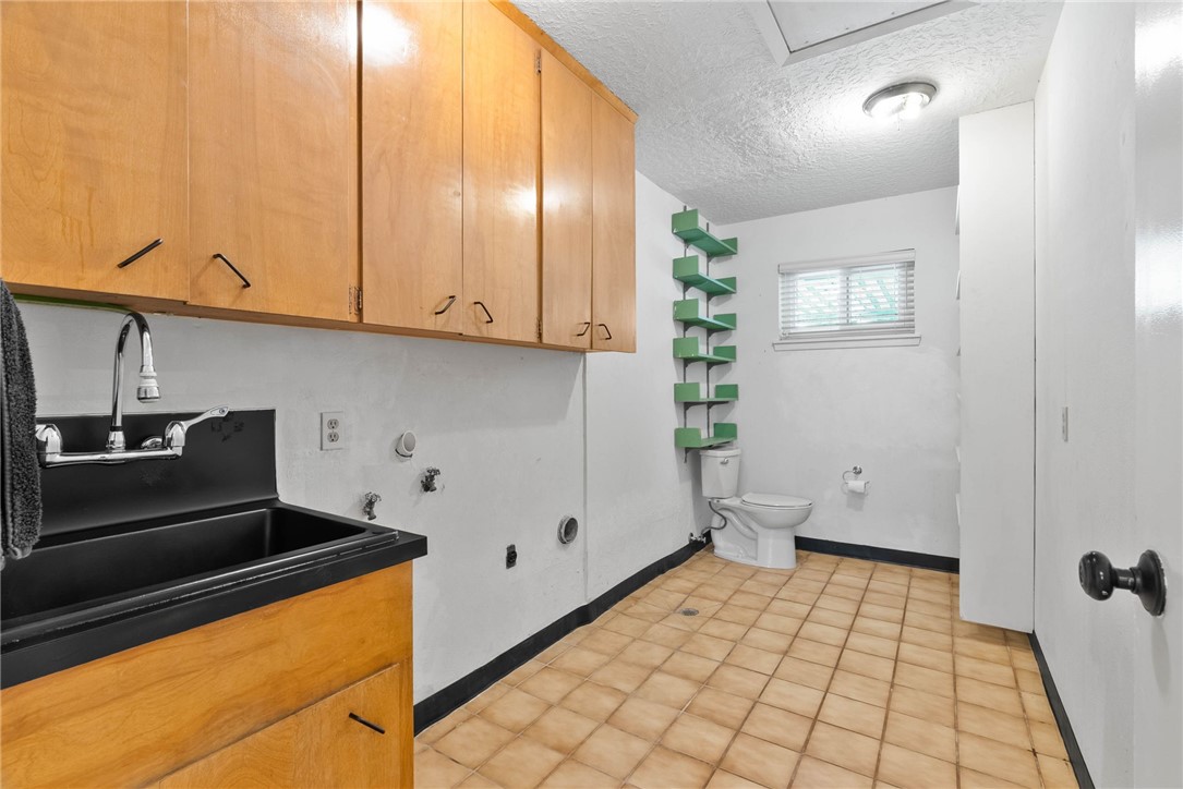 6622 Sahara Dr Property Photo 10