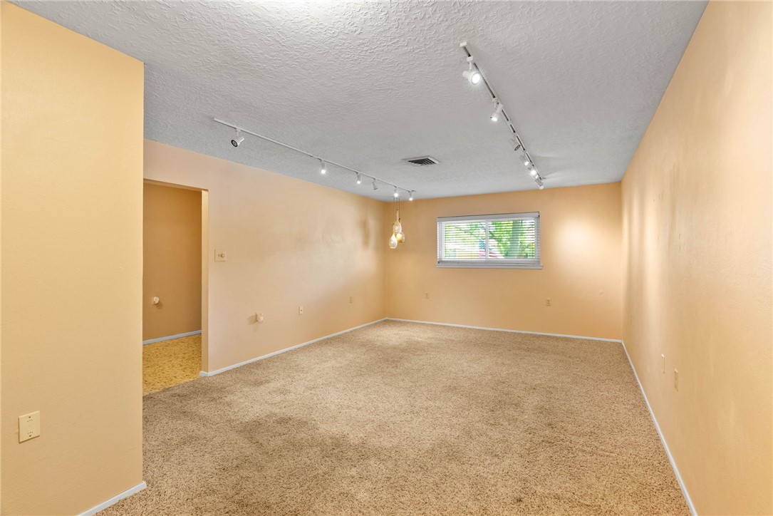 6622 Sahara Dr Property Photo 18